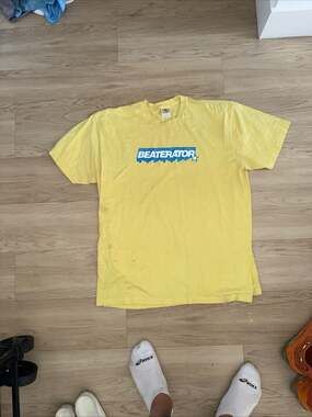 Vintage Rockstar Games x Timbaland Beaterator Promo T-Shirt Yellow Size 2XL